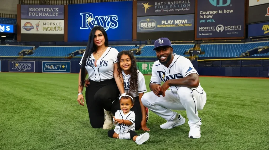 Does Cenelia Pinedo Blanco Have Children?